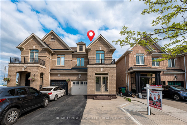 56 Versailles Cres