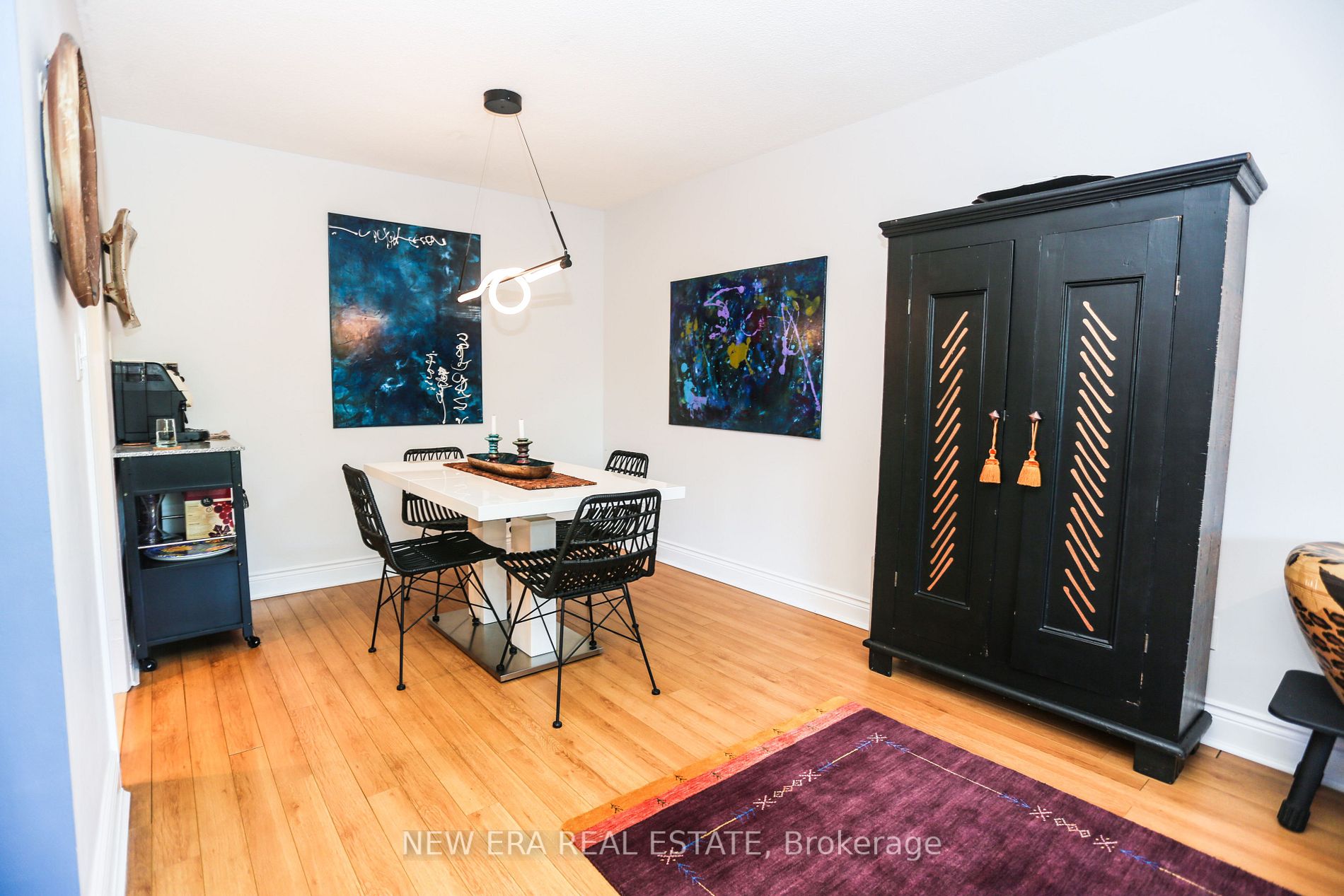 50 Quebec Ave, #204