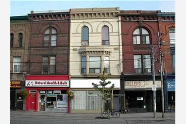 1380 Queen St W, Toronto