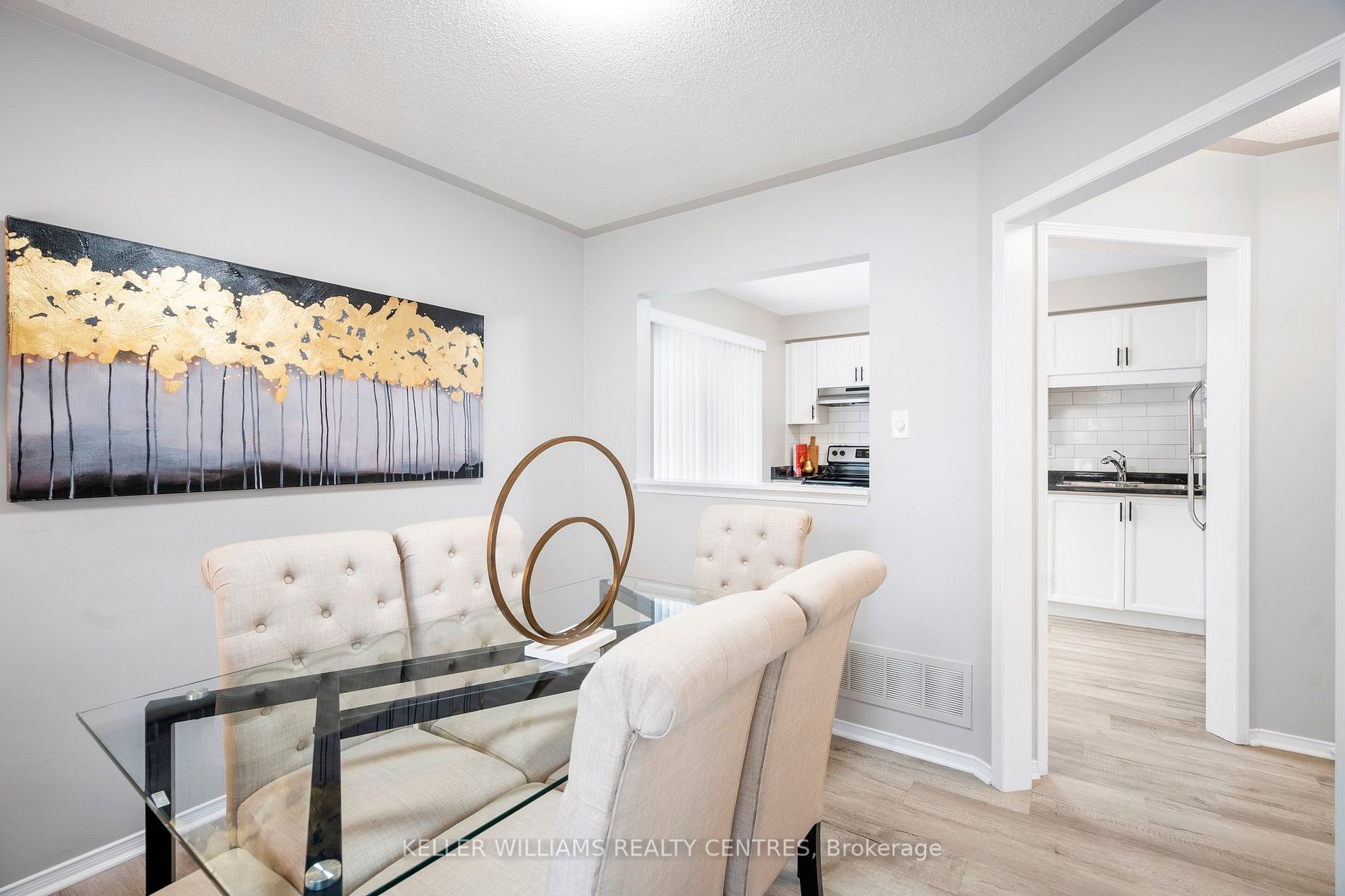 63 Wickstead Crt, #33