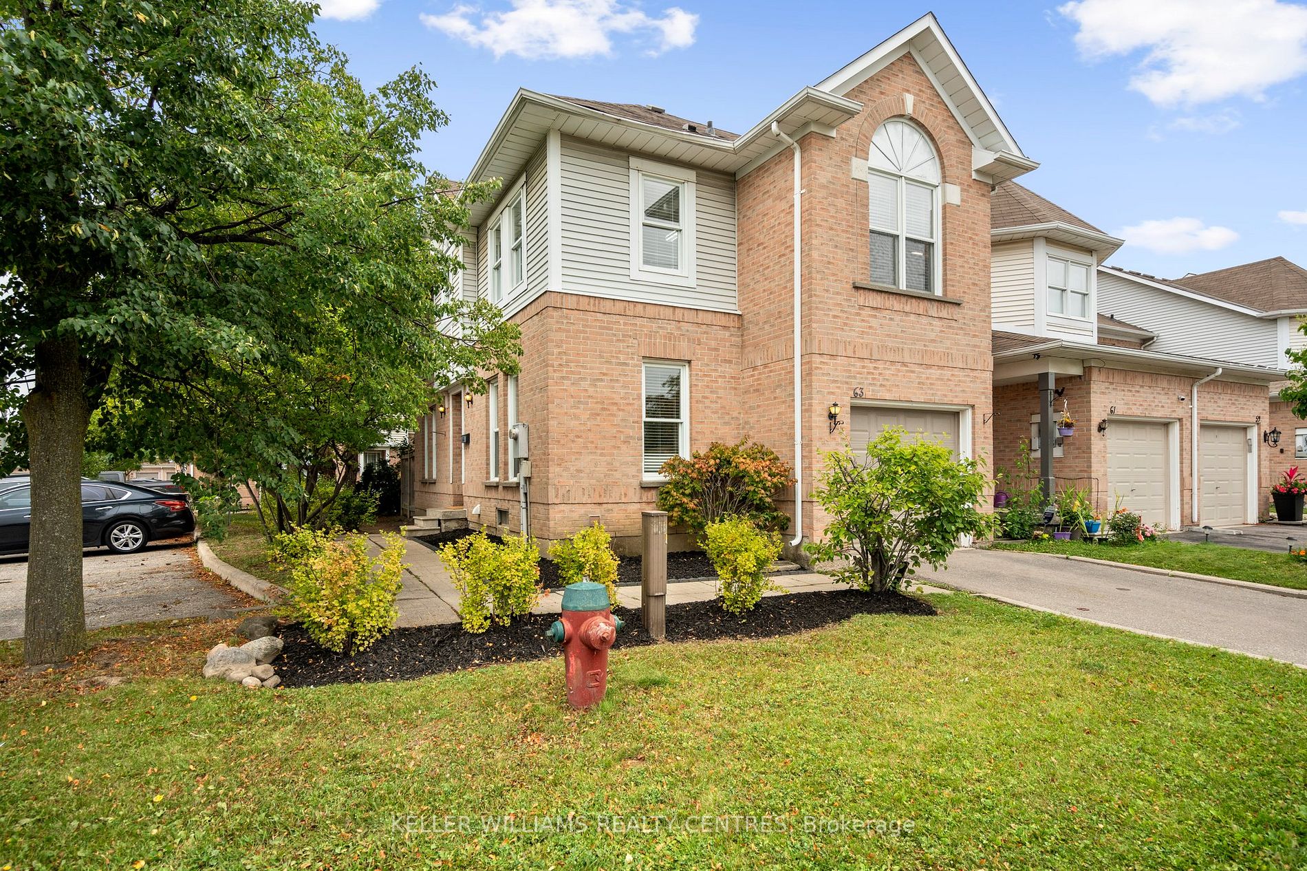 63 Wickstead Crt, #33
