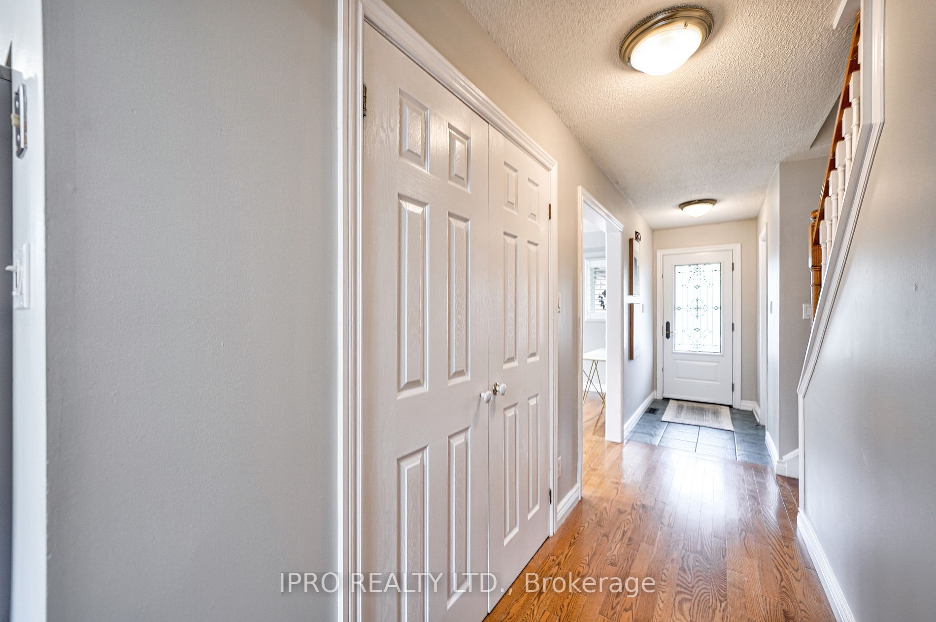 324 Woodlawn Crescent