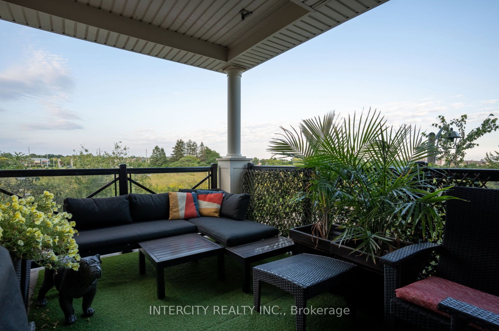 2326 Taunton Rd, #204
