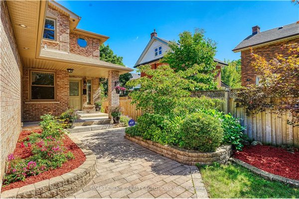 18 Mill St S