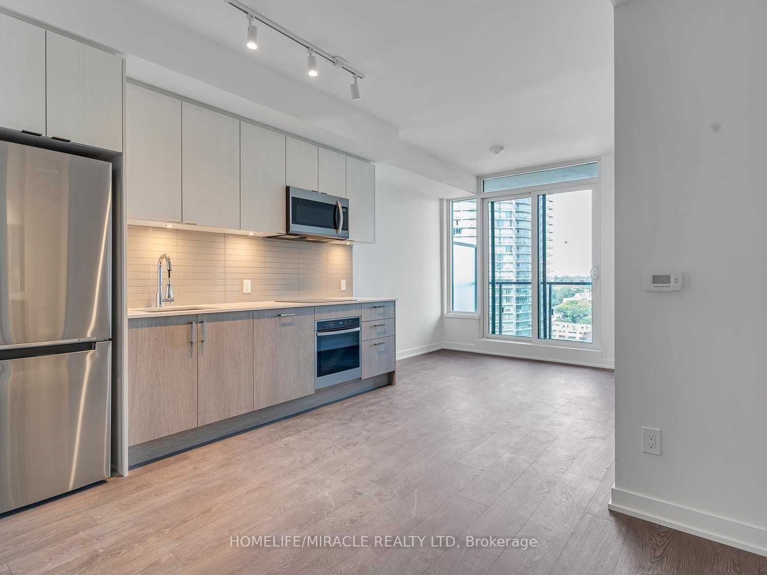 1926 Lakeshore Blvd, #1701