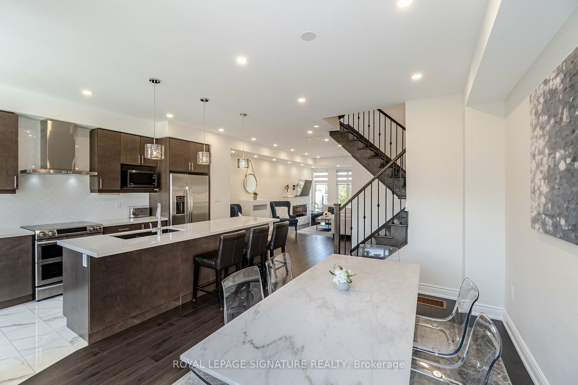 127 Widdicombe Hill