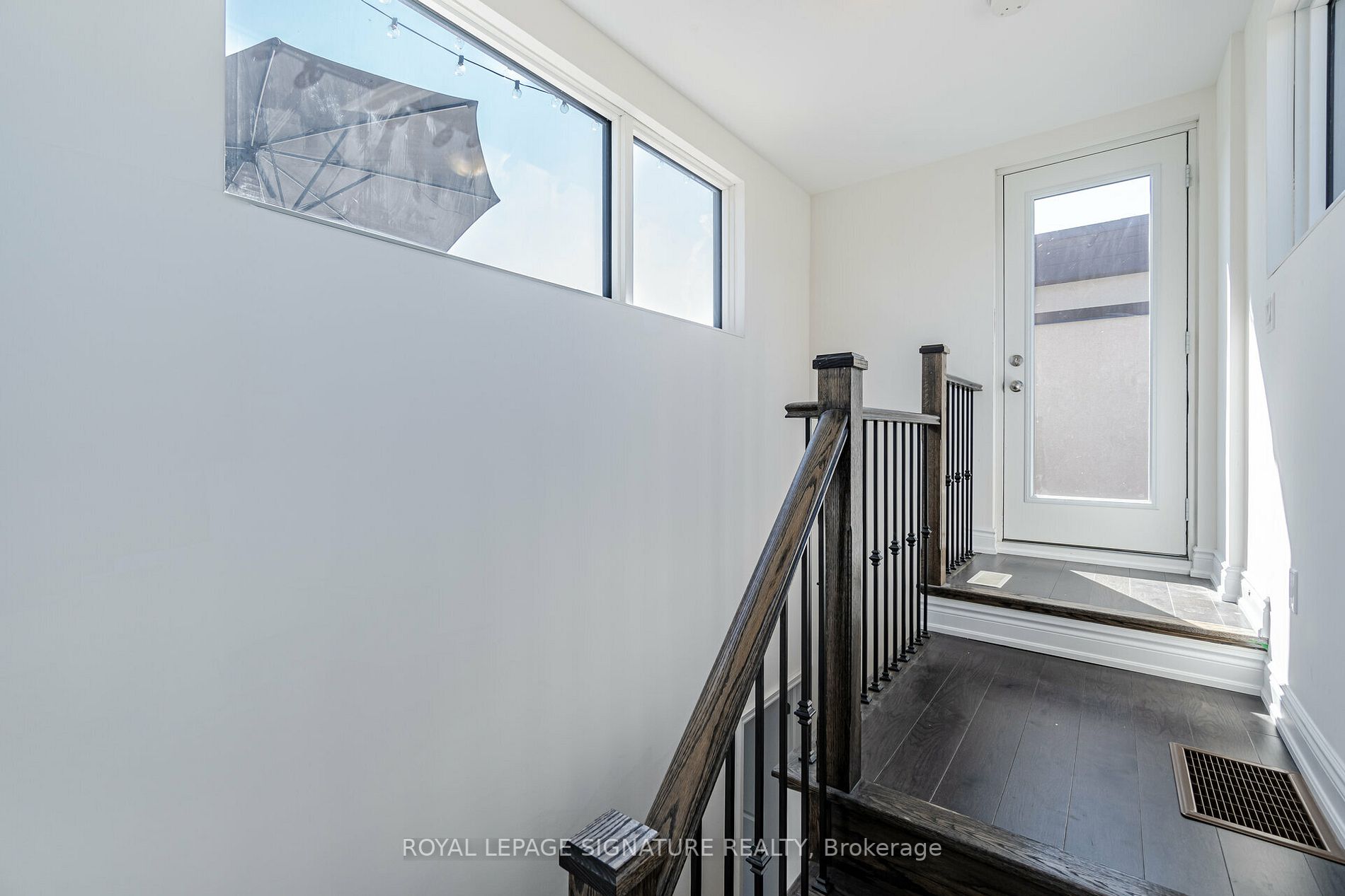 127 Widdicombe Hill
