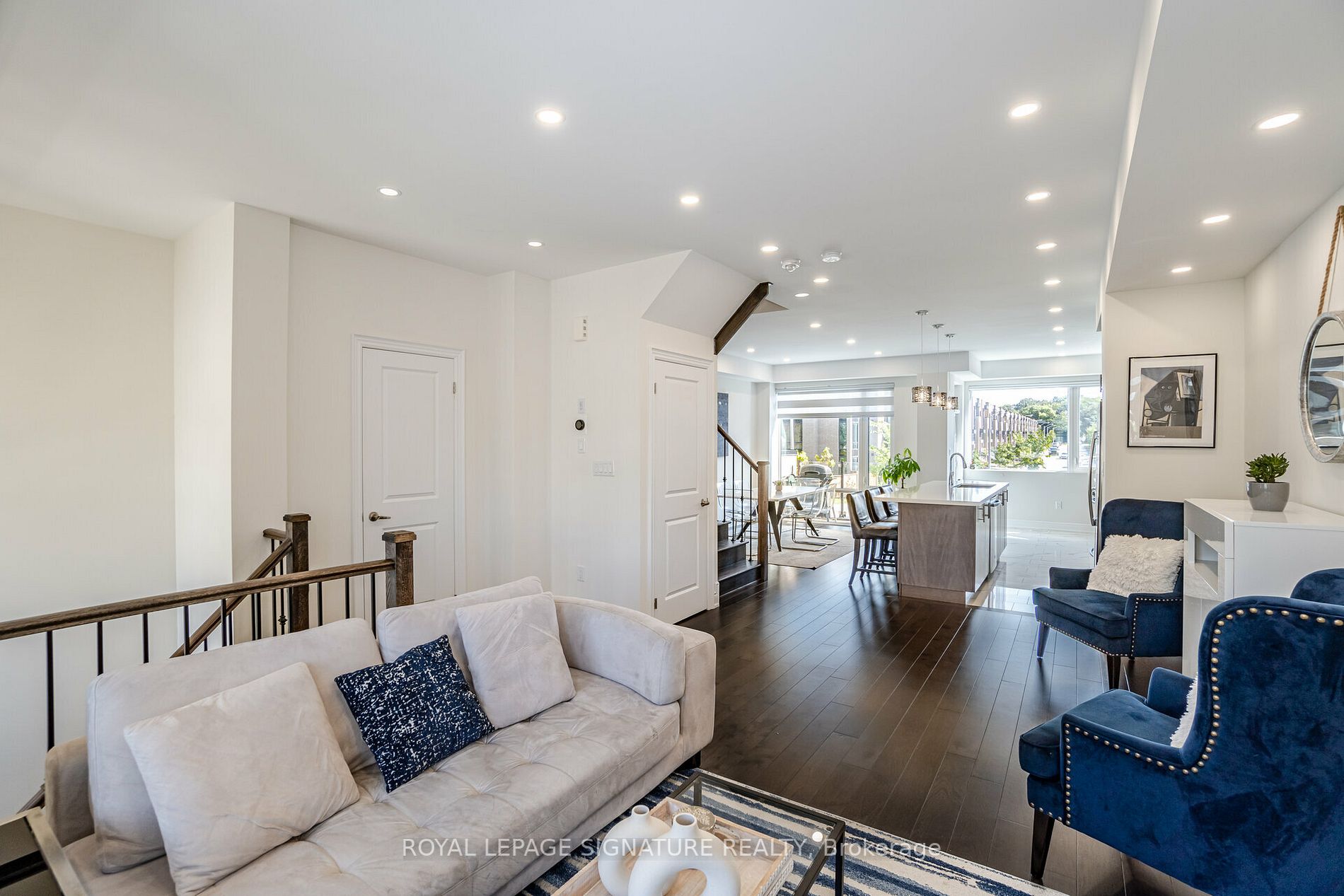 127 Widdicombe Hill