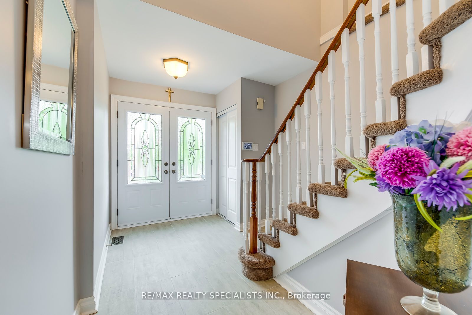 8 Ferguson Pl
