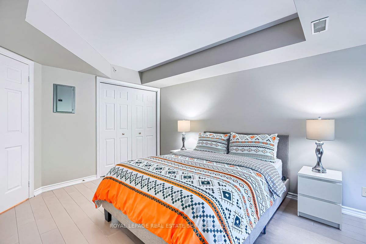 2085 Appleby Line, #205