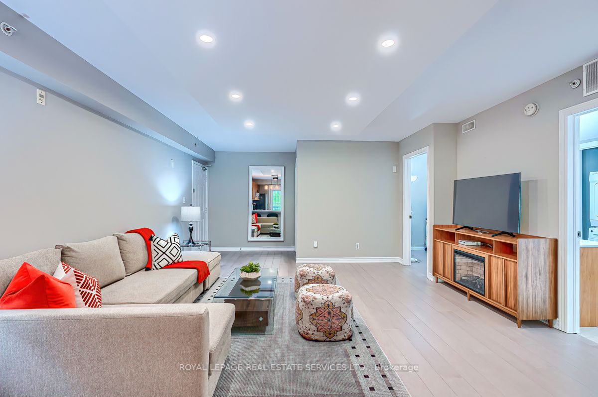 2085 Appleby Line, #205