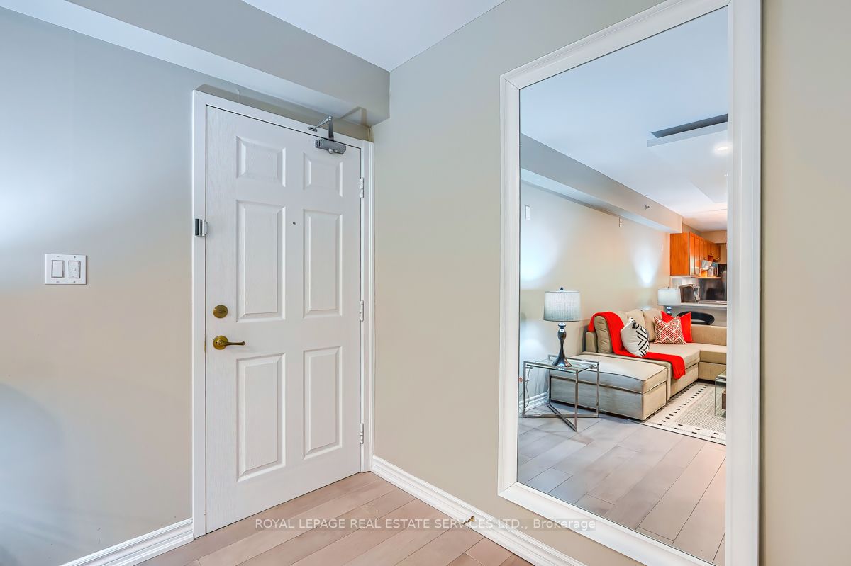 2085 Appleby Line, #205