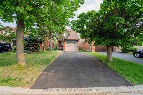 19 Rustywood Dr