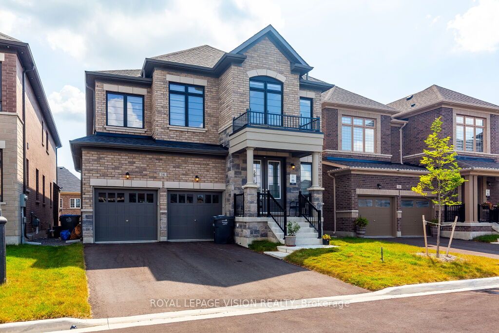 14 Lowell Cres