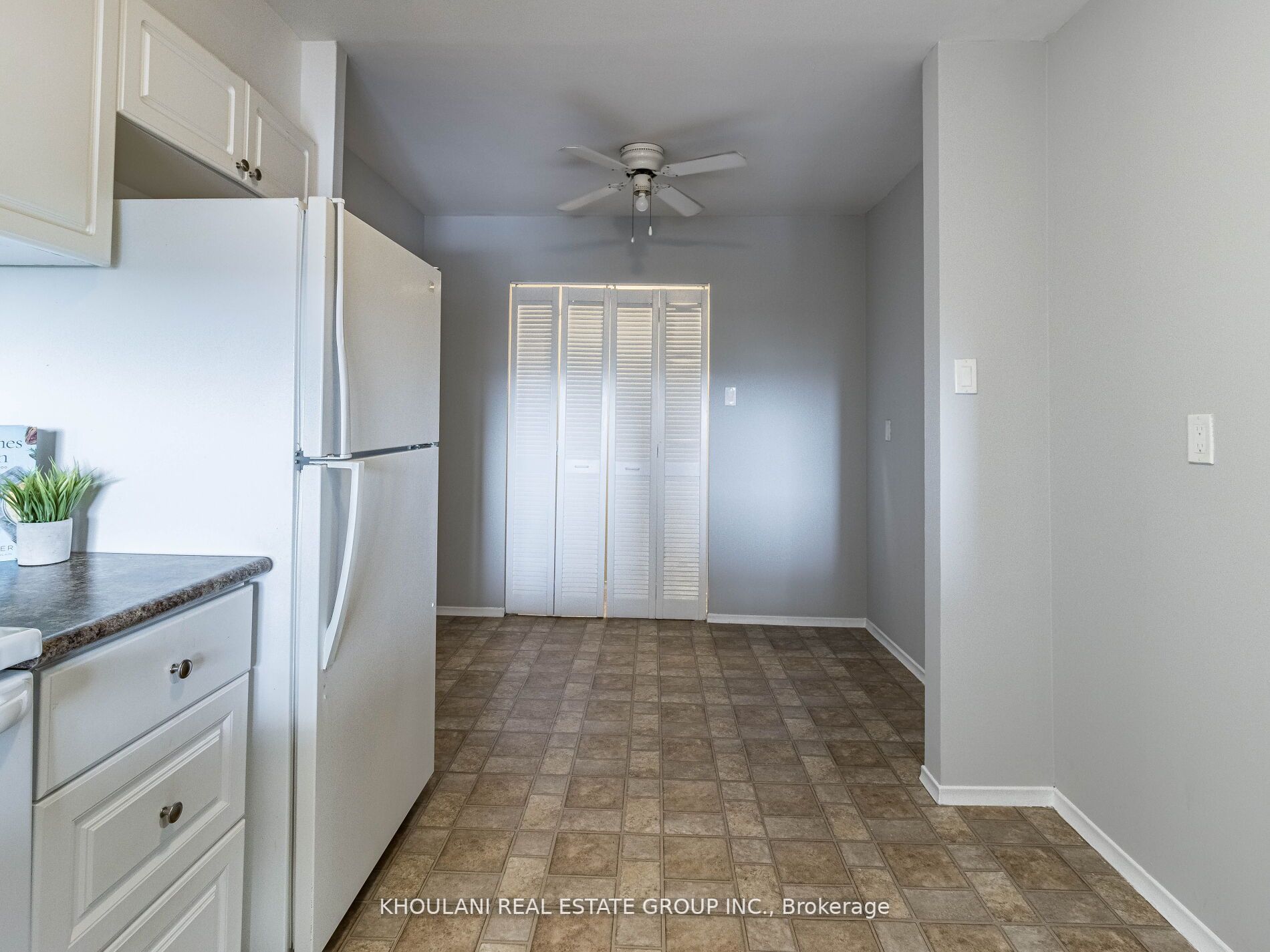 234 Albion Rd, #1412