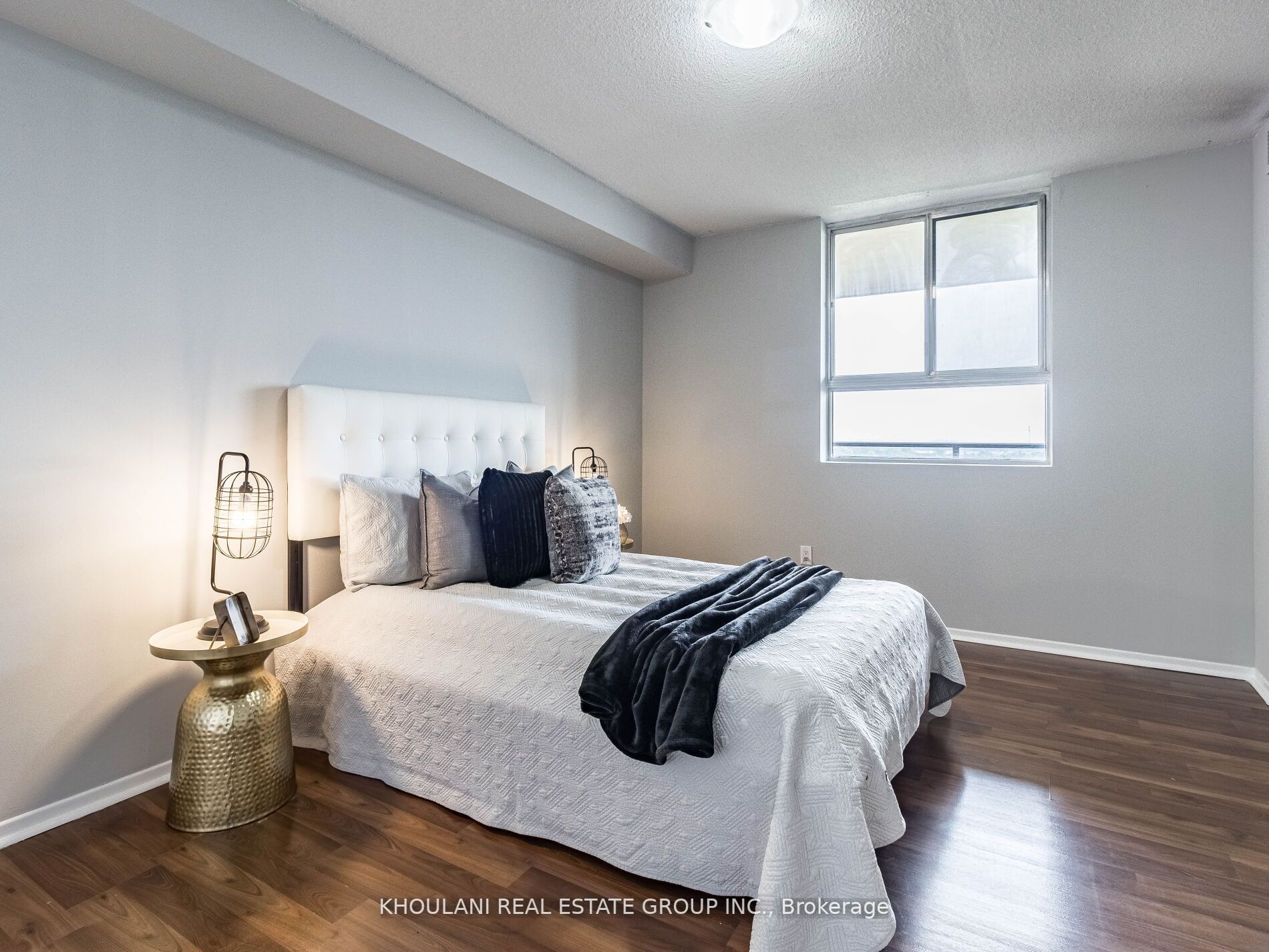234 Albion Rd, #1412