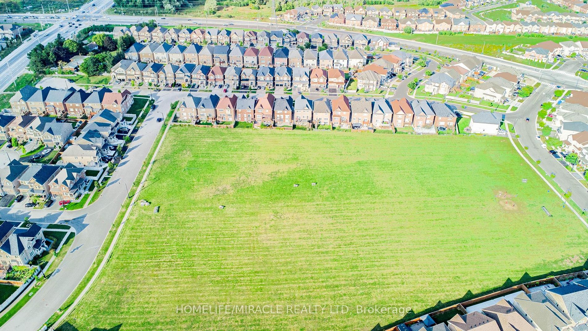 86 Monkton Circ