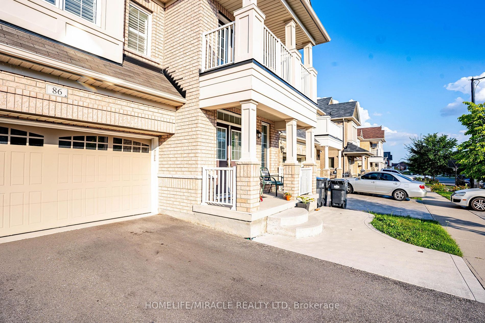 86 Monkton Circ
