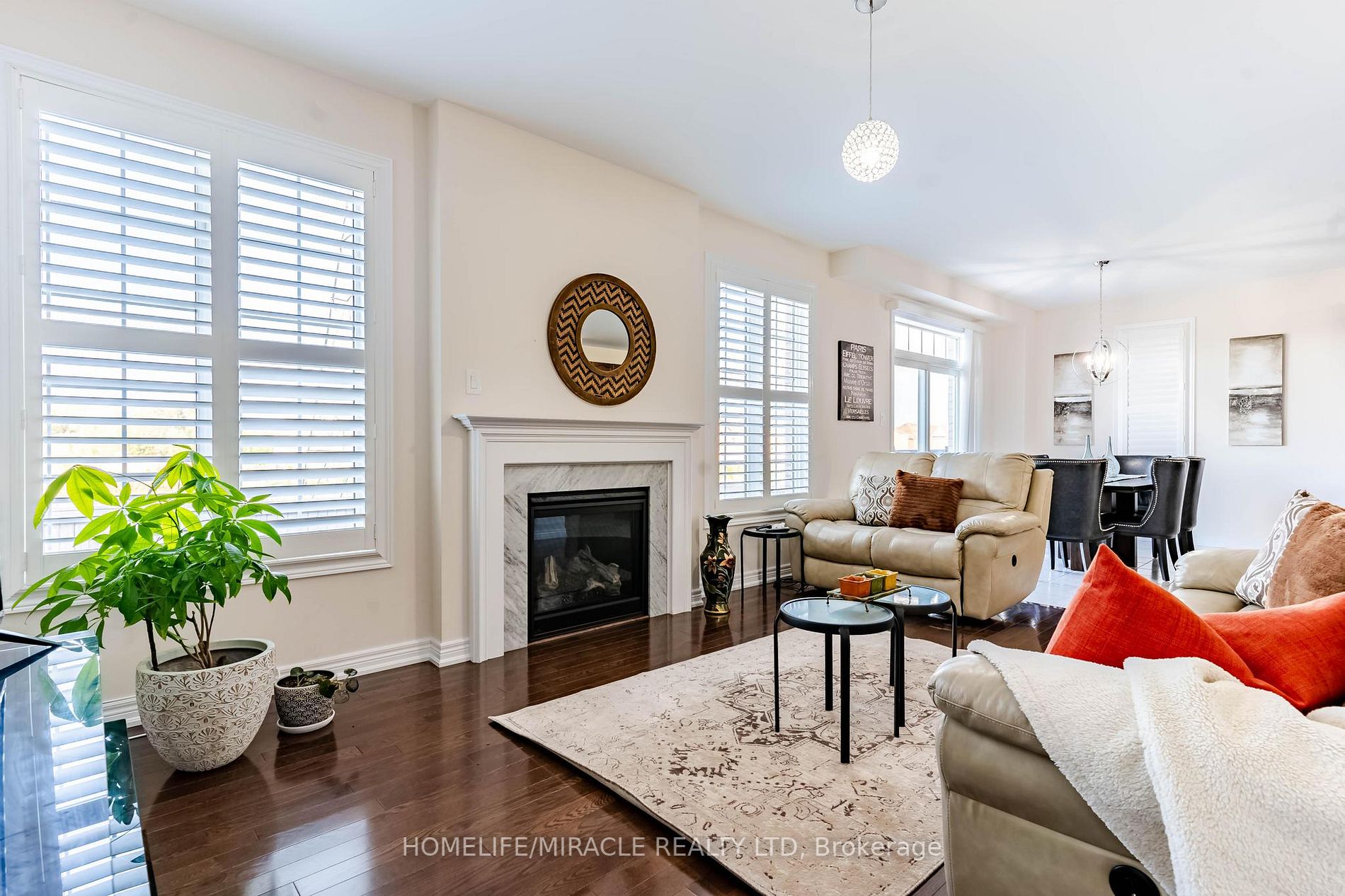 86 Monkton Circ