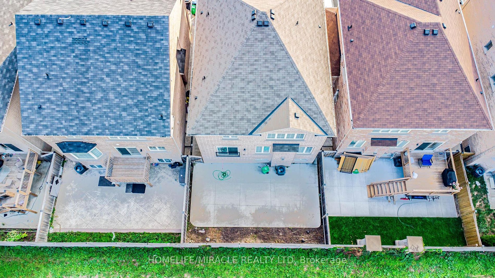 86 Monkton Circ
