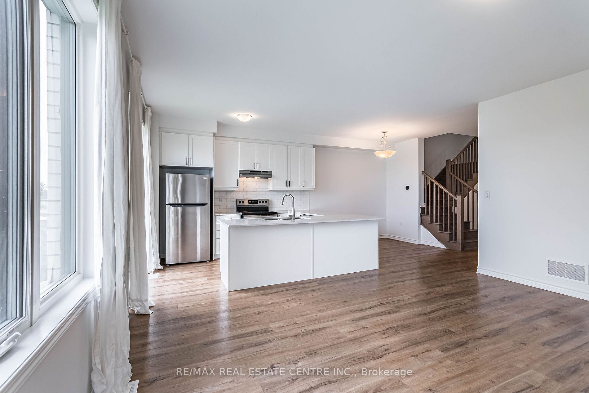 493 Gordon Krantz Ave