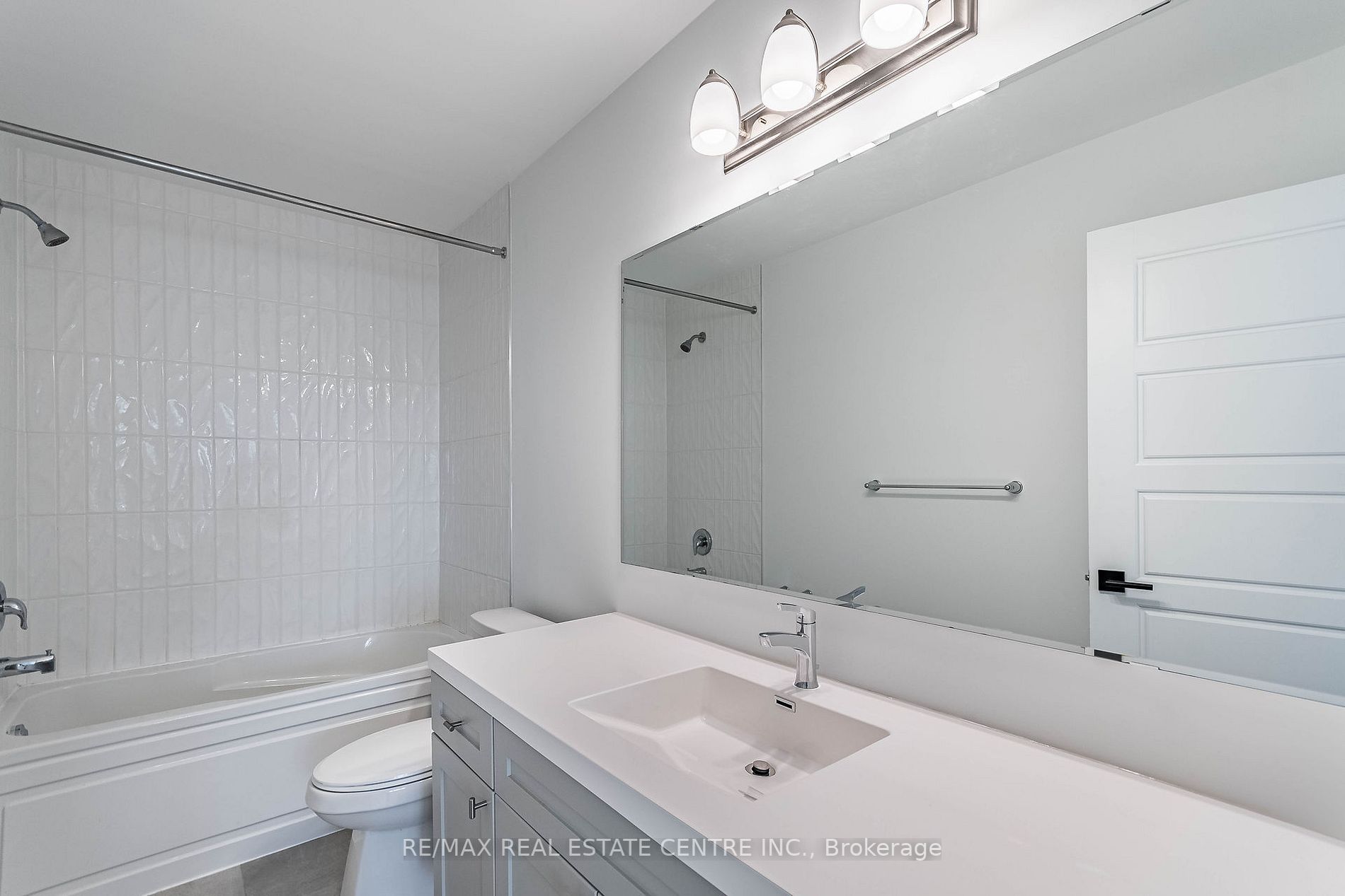 493 Gordon Krantz Ave