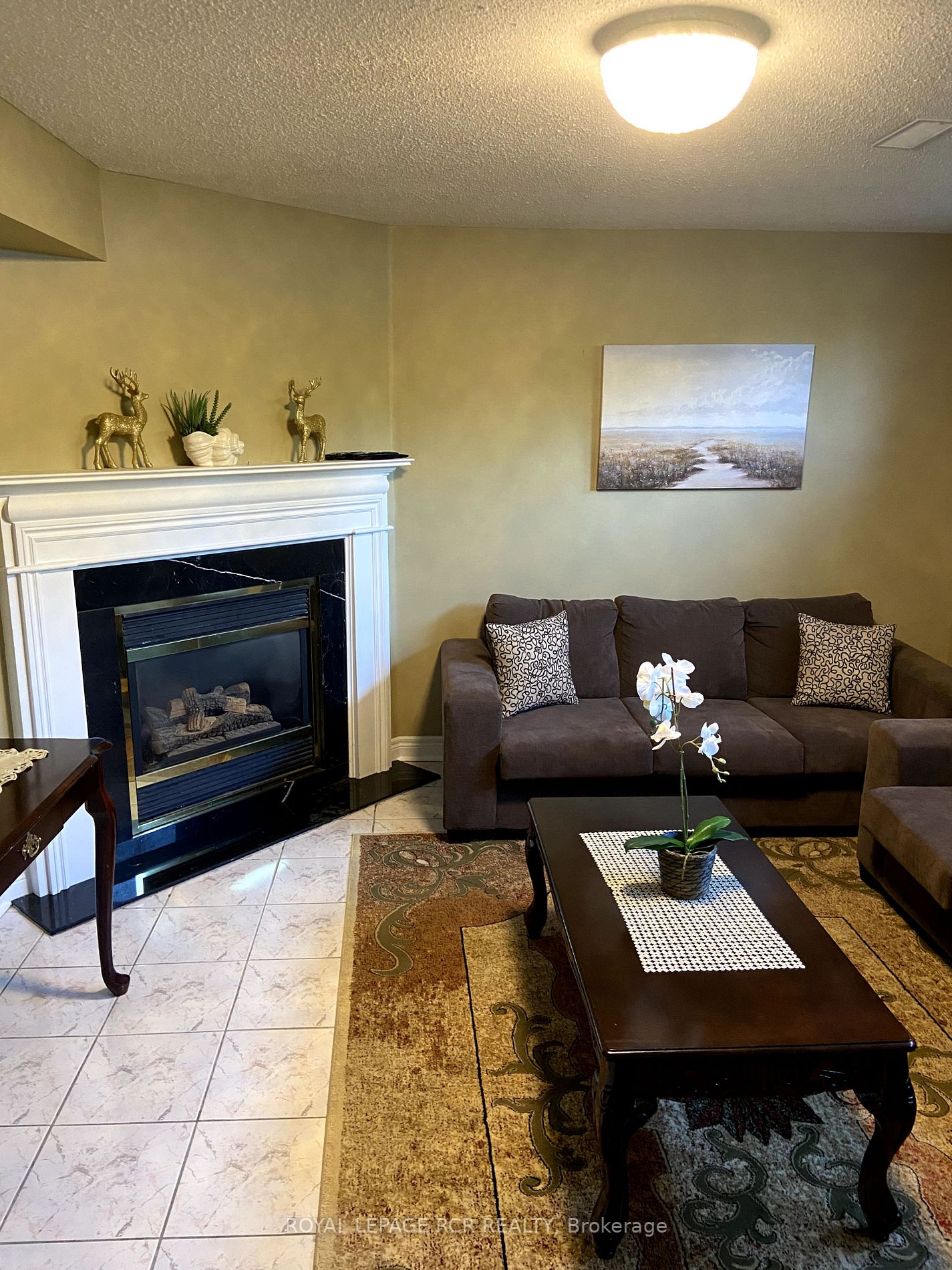 97 Riverwood Terr, #Lower