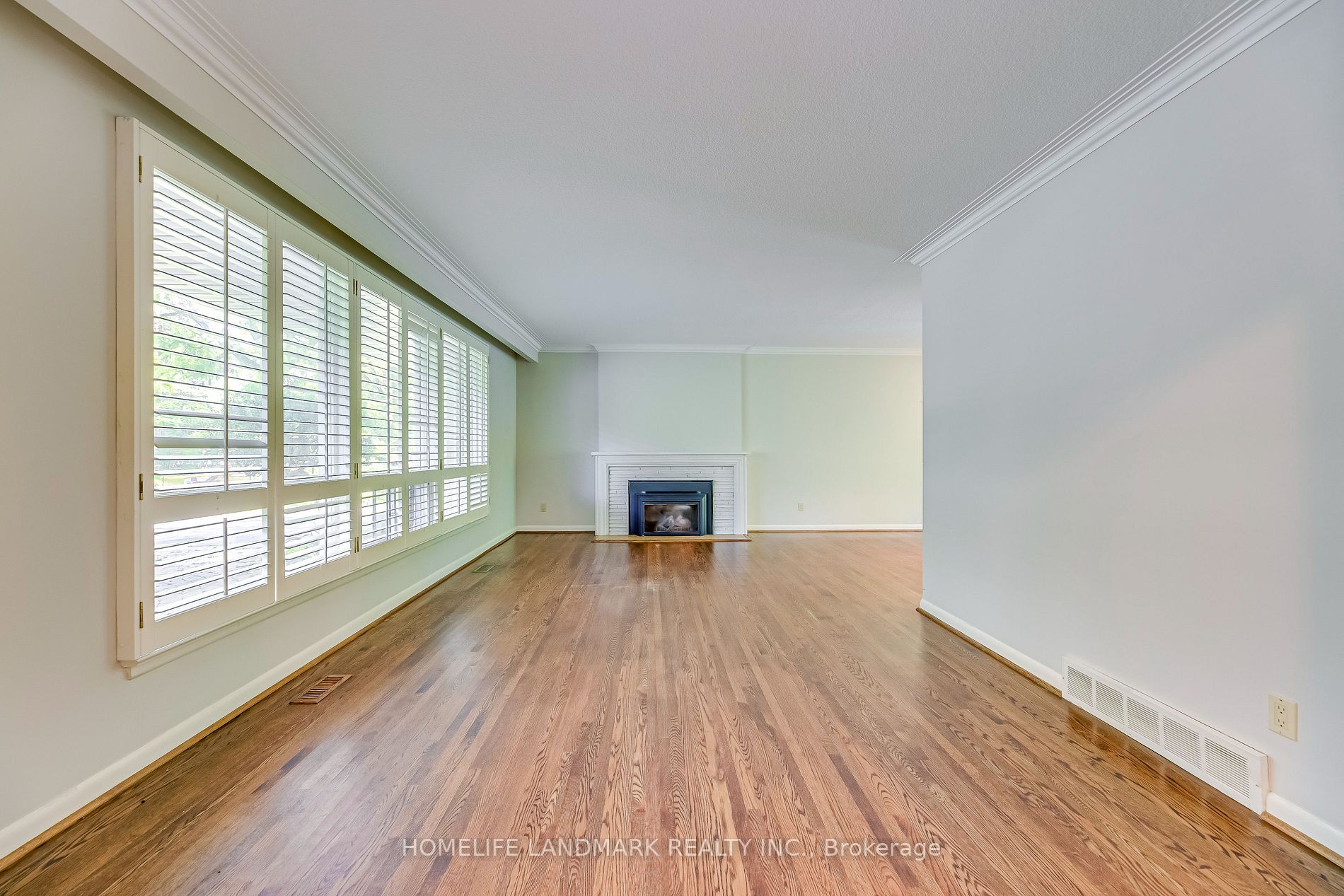 115 Wolfdale Avenue