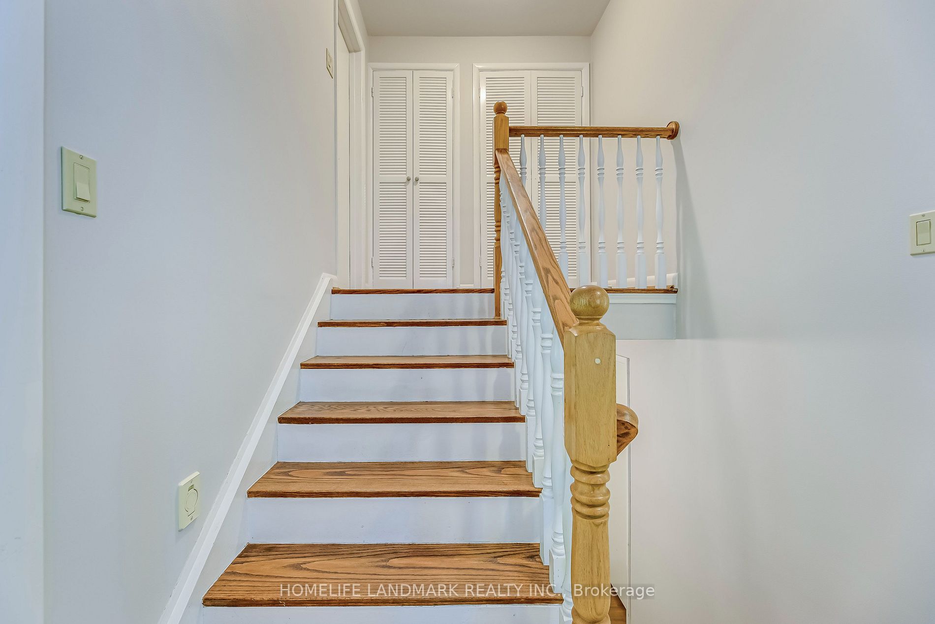 115 Wolfdale Avenue