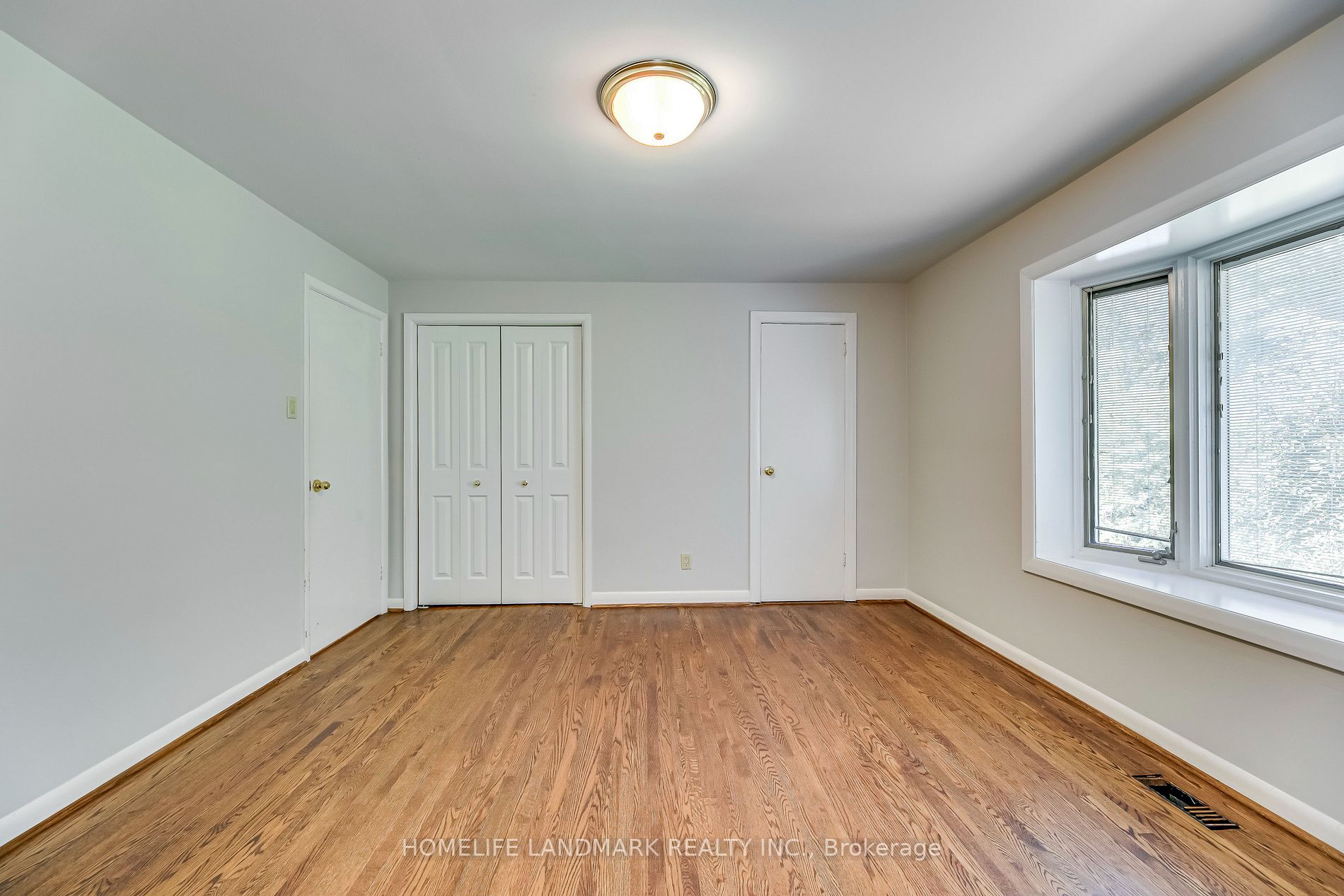 115 Wolfdale Avenue