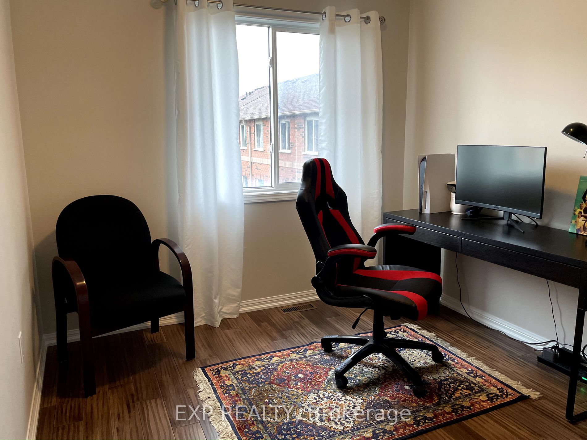 2 Clay Brick Crt, #110