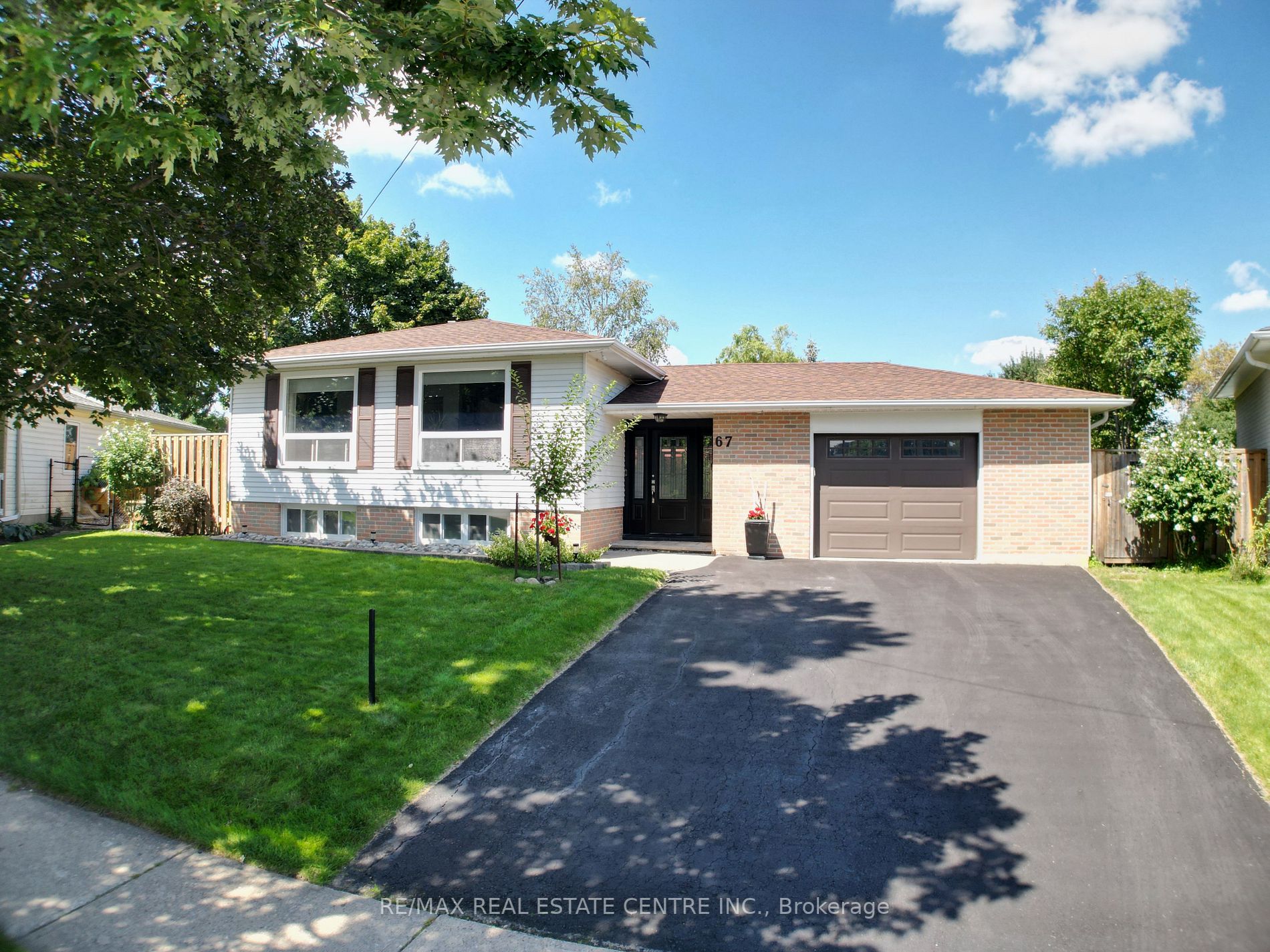 67 Dawson Cres