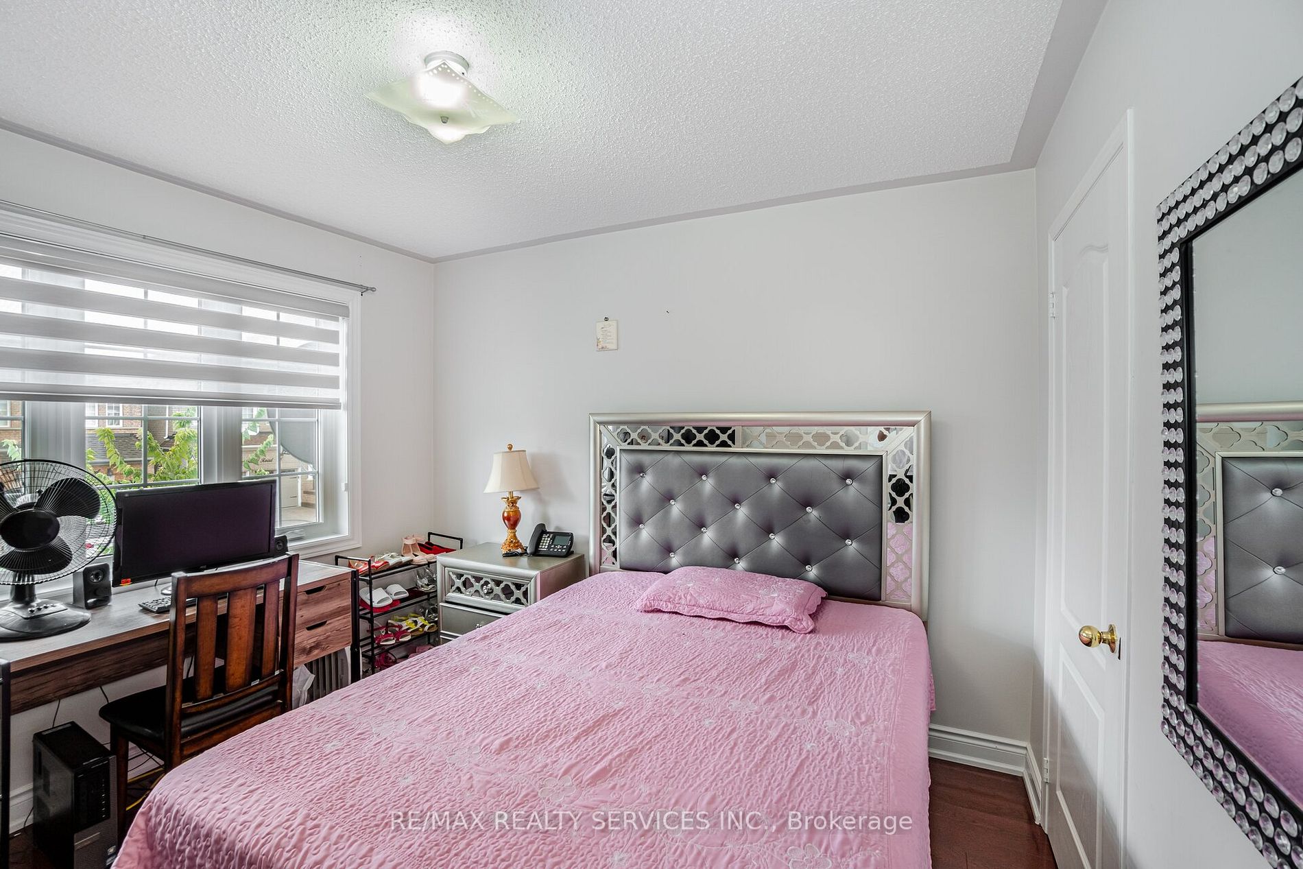 11 Briardale Road