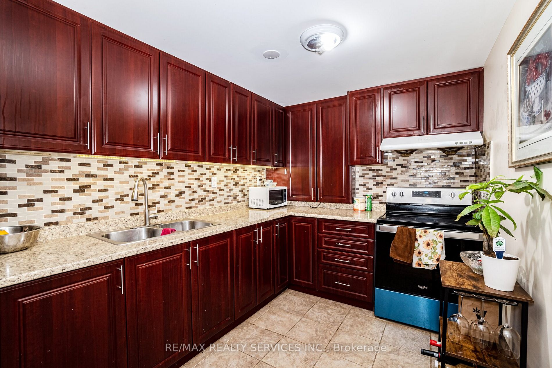 11 Briardale Road