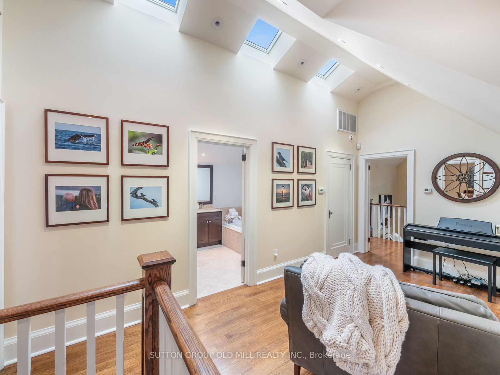 231 Grenview Blvd S