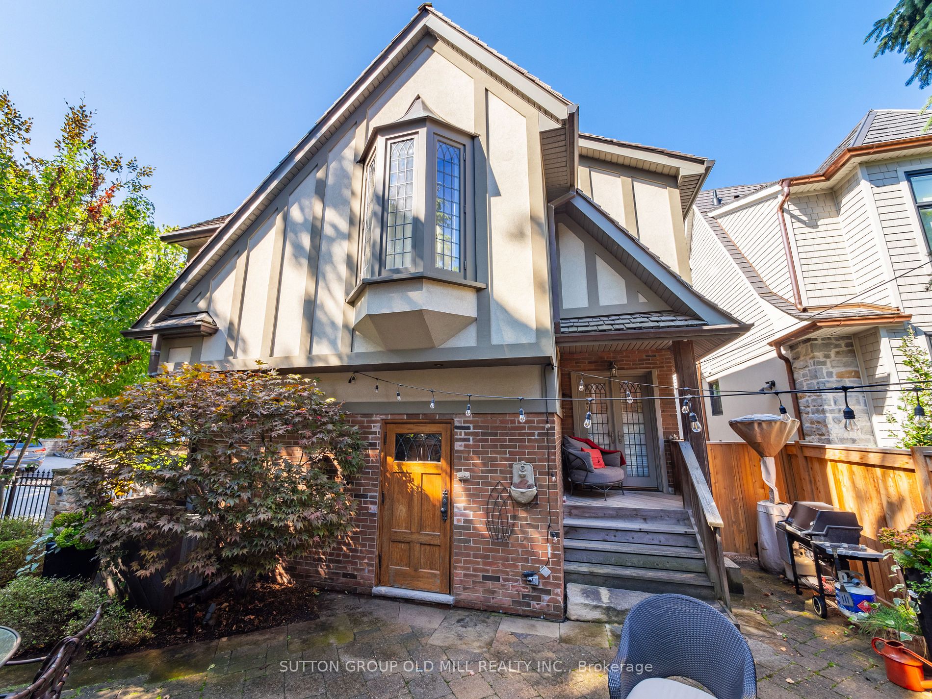 231 Grenview Blvd S