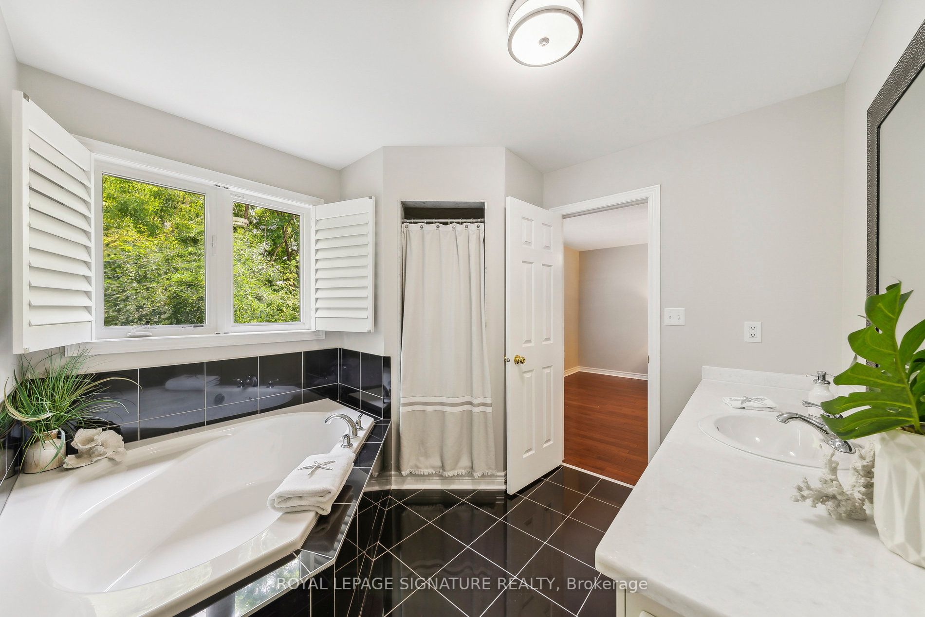 9 Isaac Devins Blvd