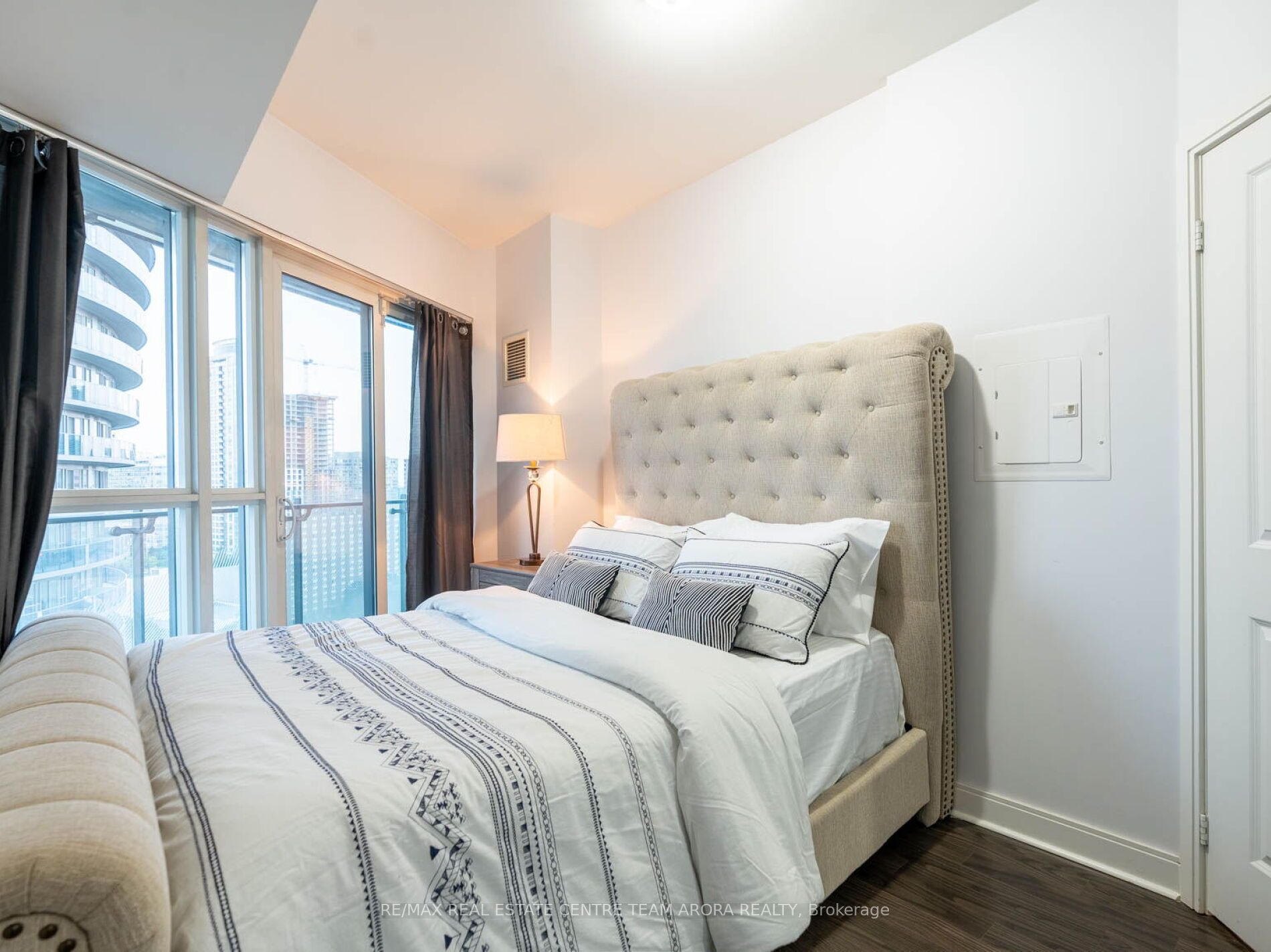 50 Absolute Ave, #1604