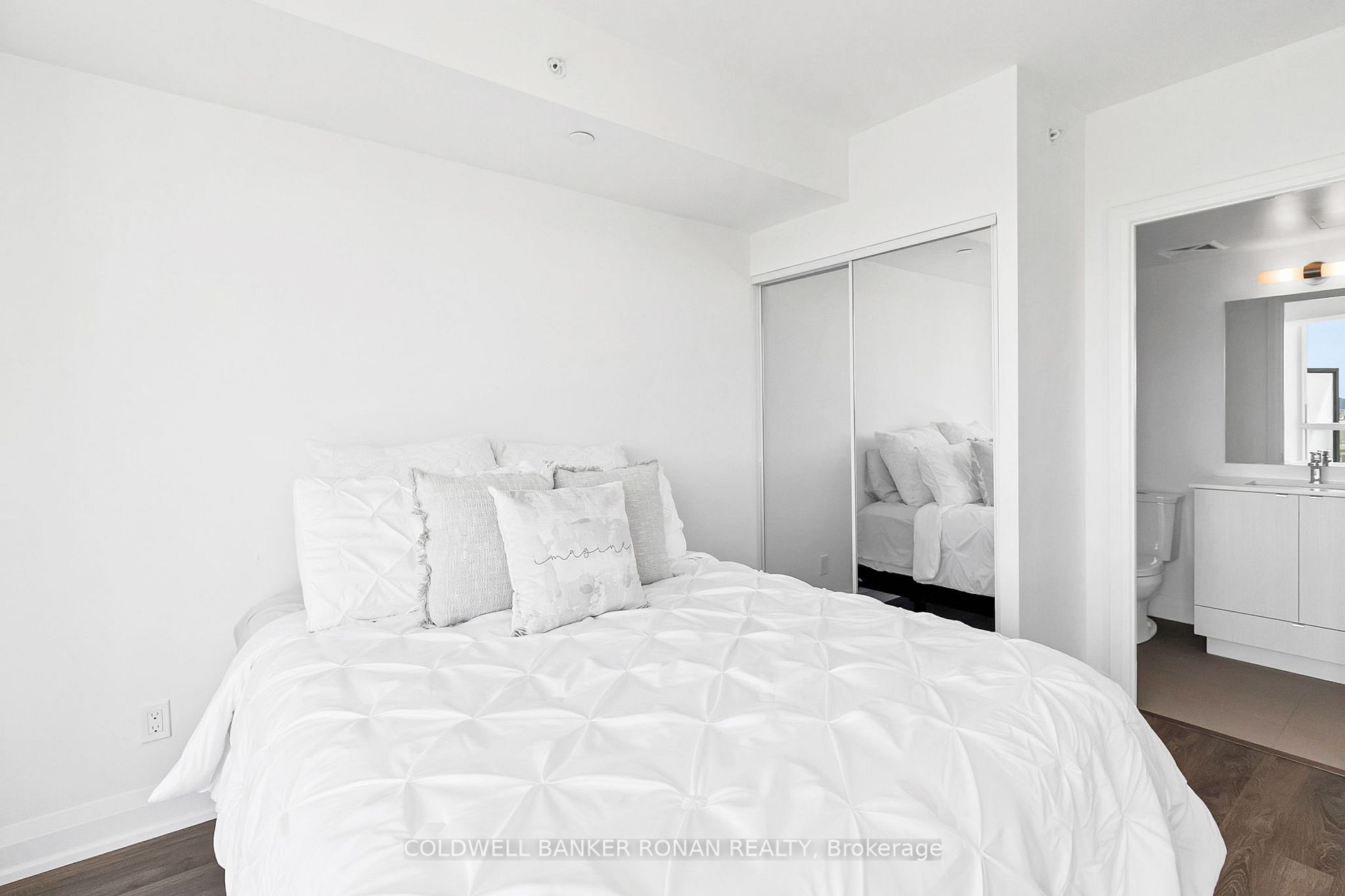 1461 Lawrence Ave W, #1006