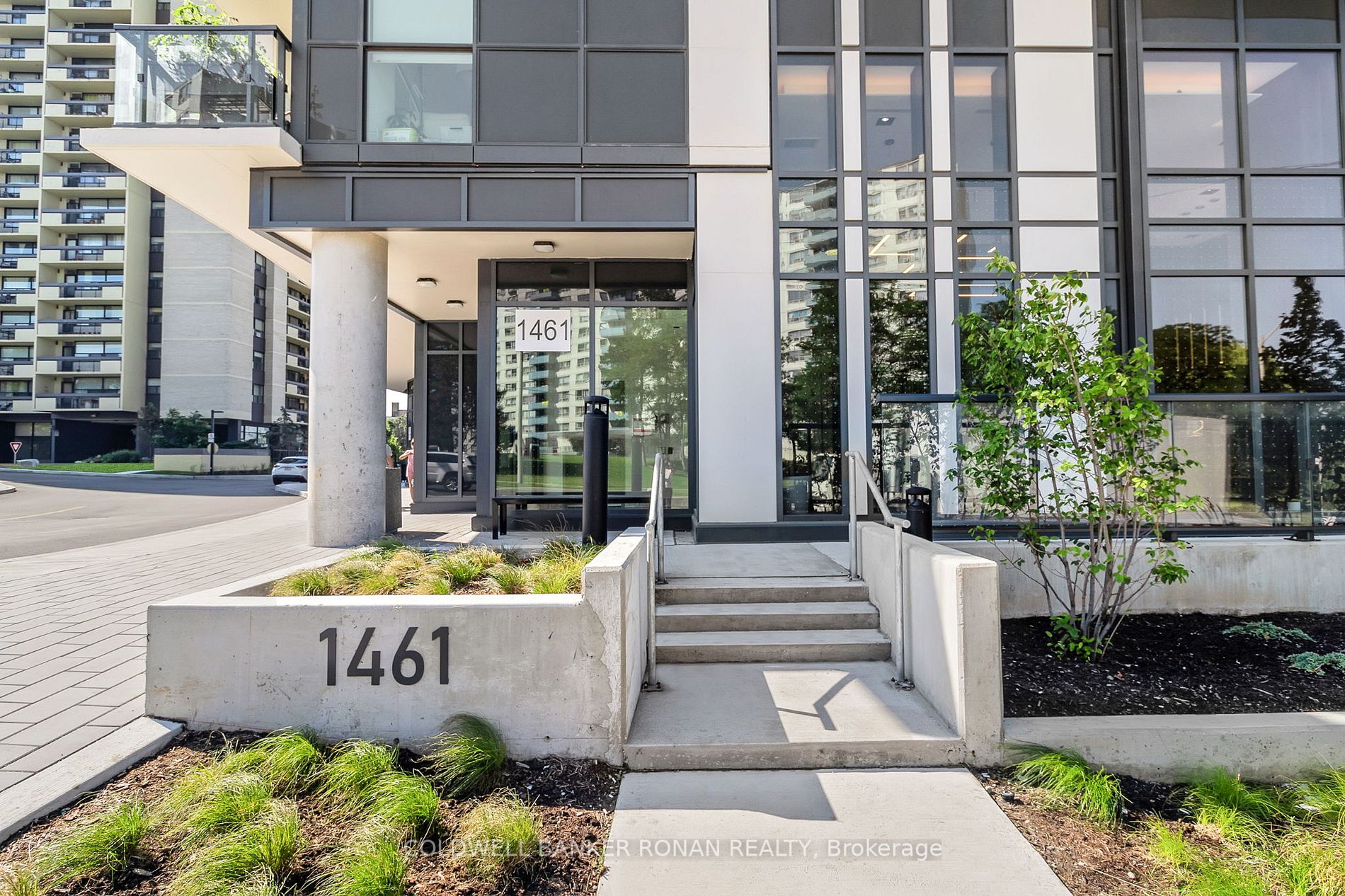 1461 Lawrence Ave W, #1006