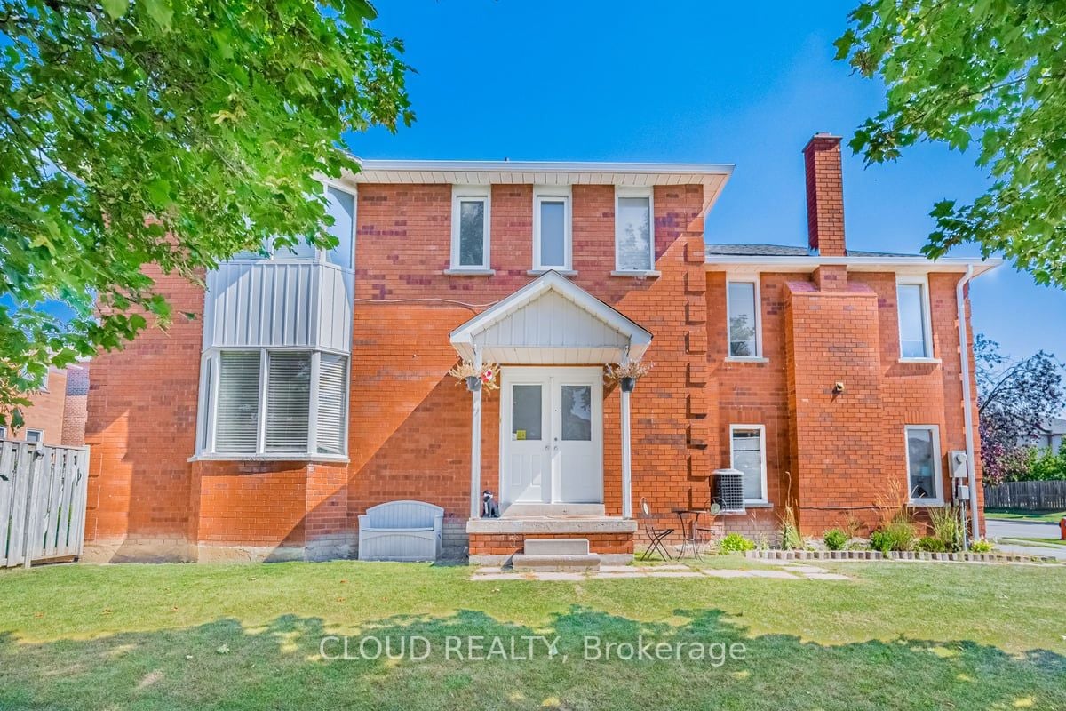 1089 Ivandale Dr S