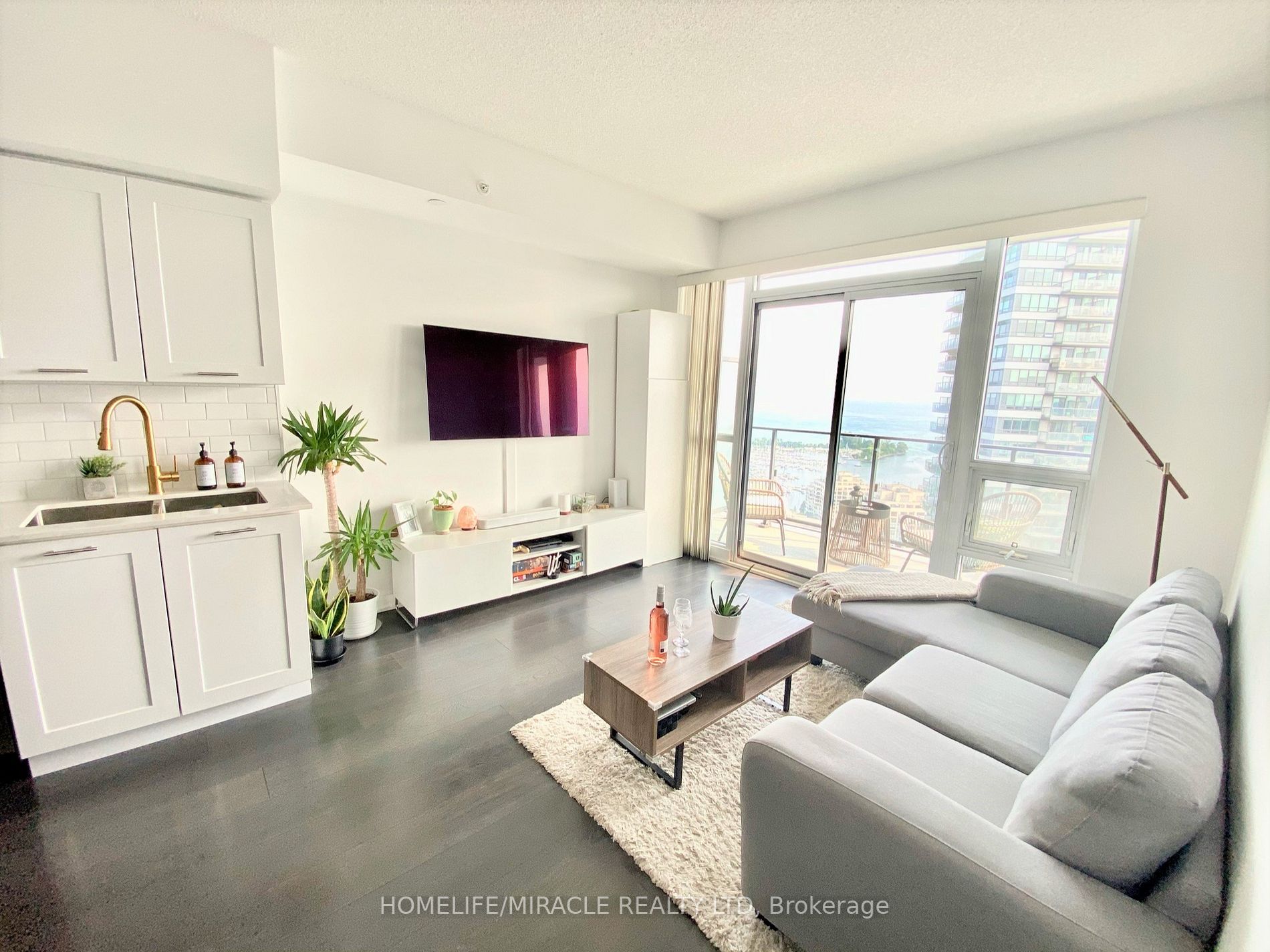 2212 Lakeshore Blvd W, #3604