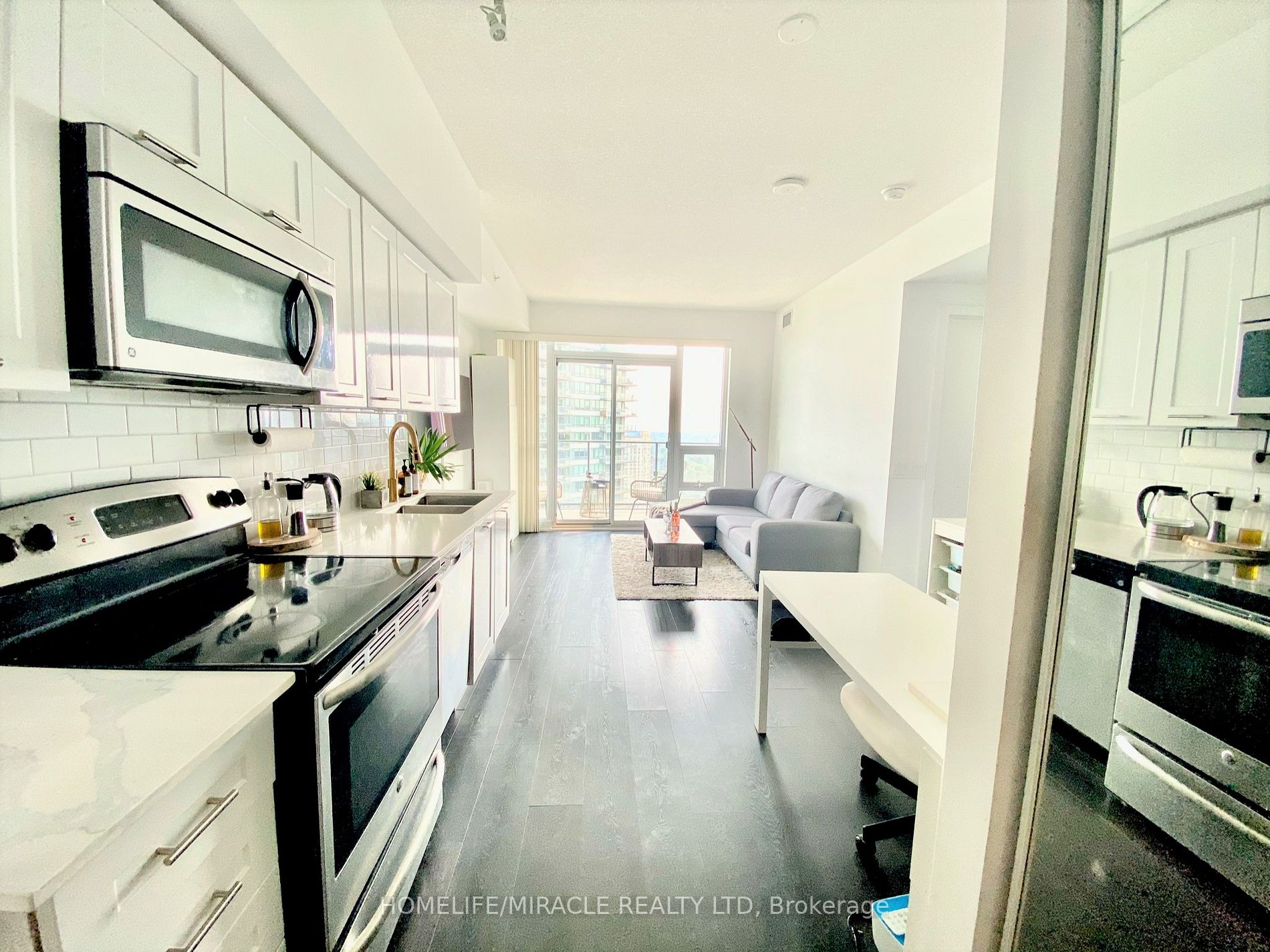 2212 Lakeshore Blvd W, #3604