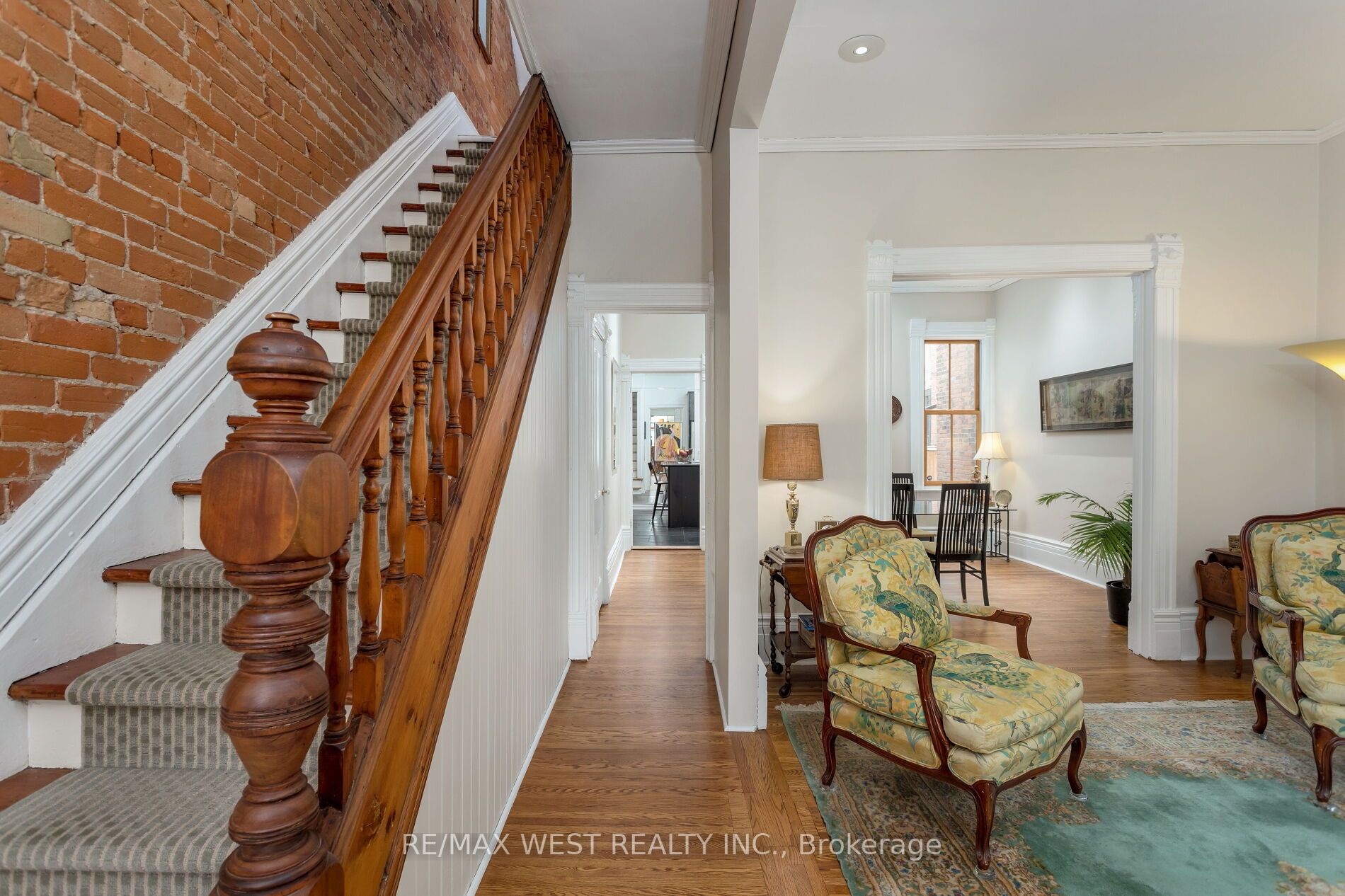 14 Melbourne Ave
