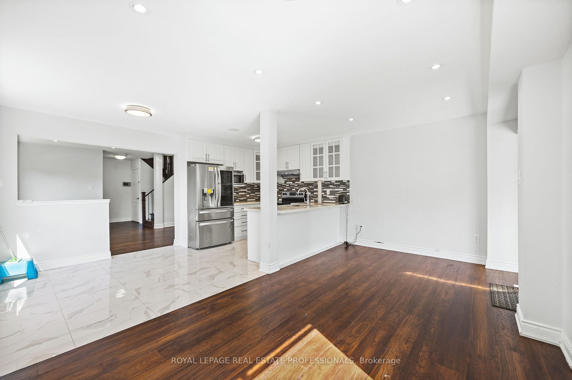 31 Lake Louise Drive