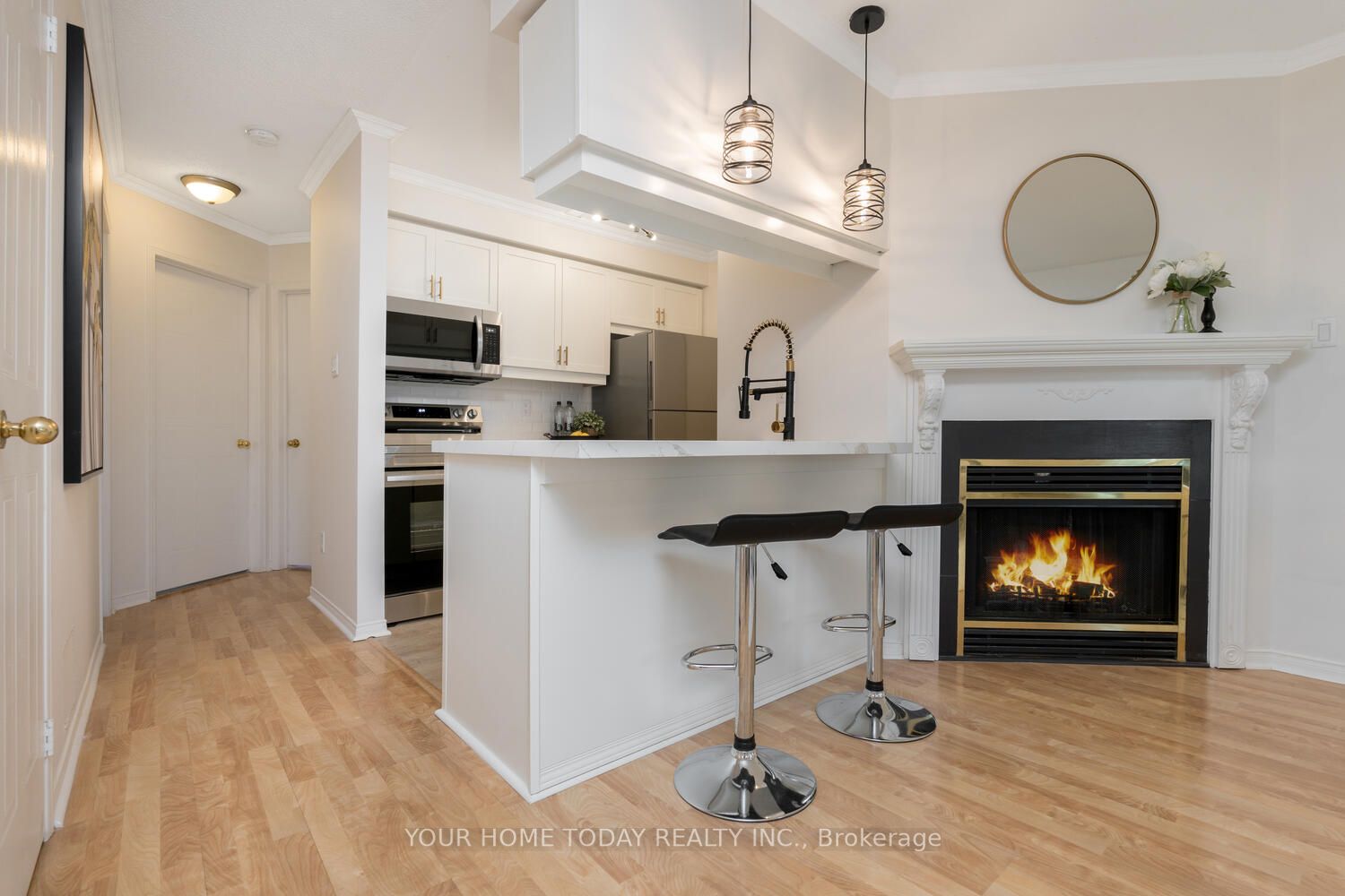 9A Robert Lane, #24