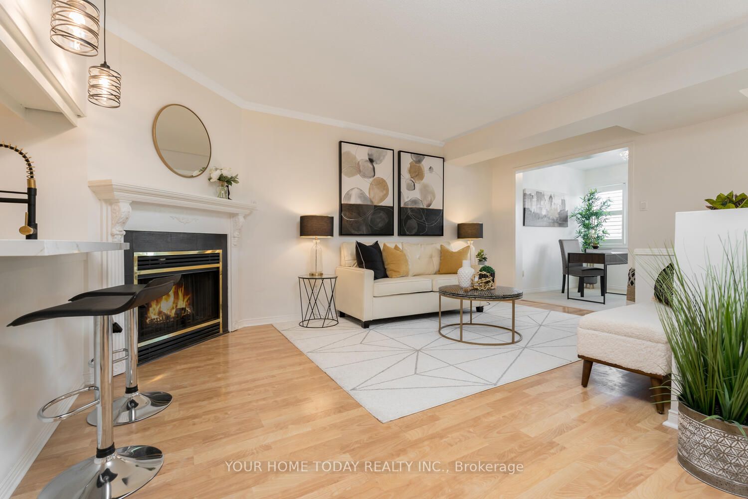 9A Robert Lane, #24