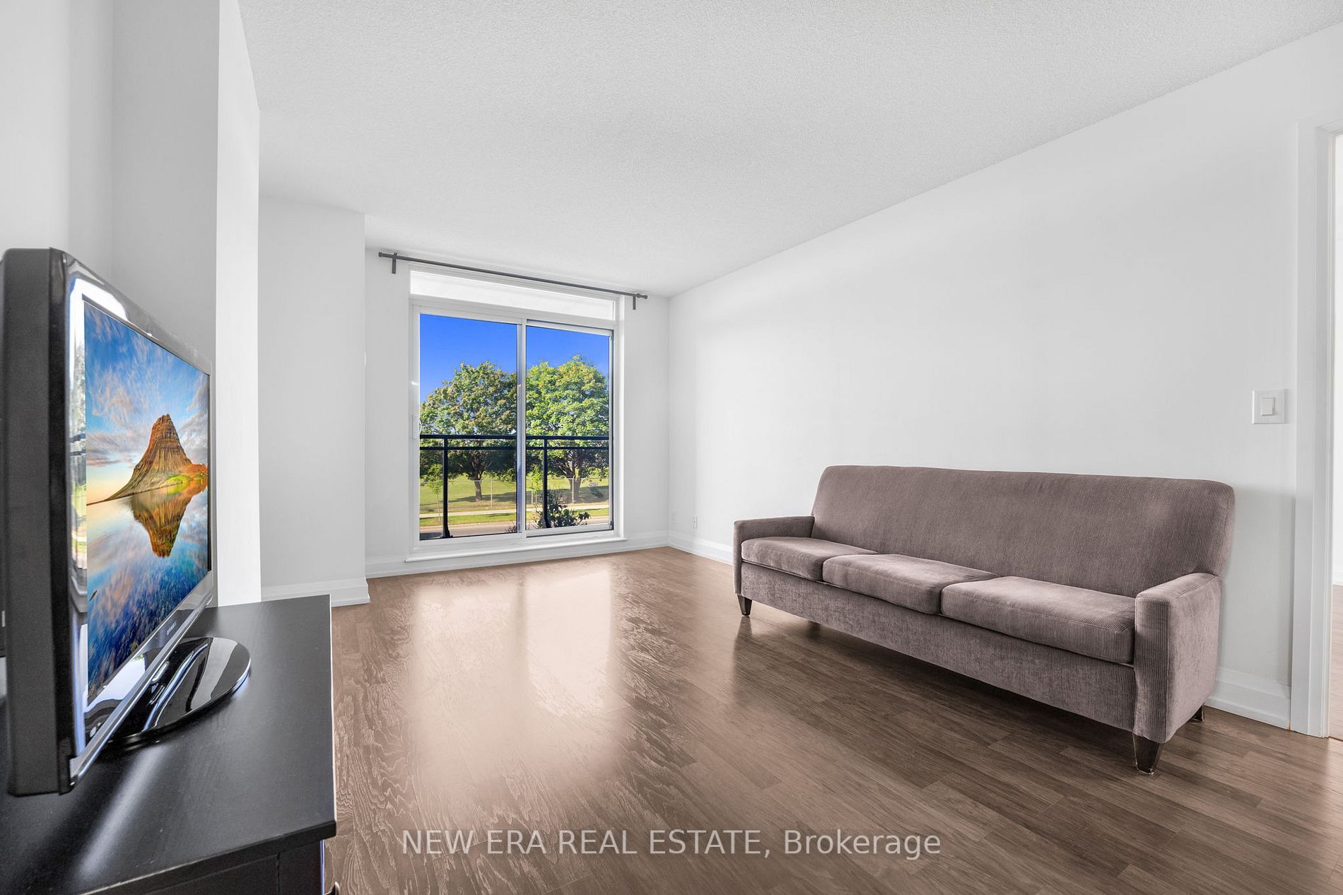 1070 Sheppard Ave W, #217