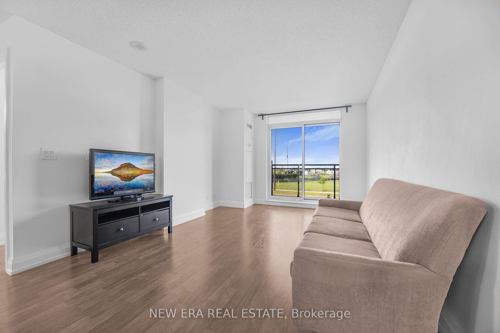 1070 Sheppard Ave W, #217