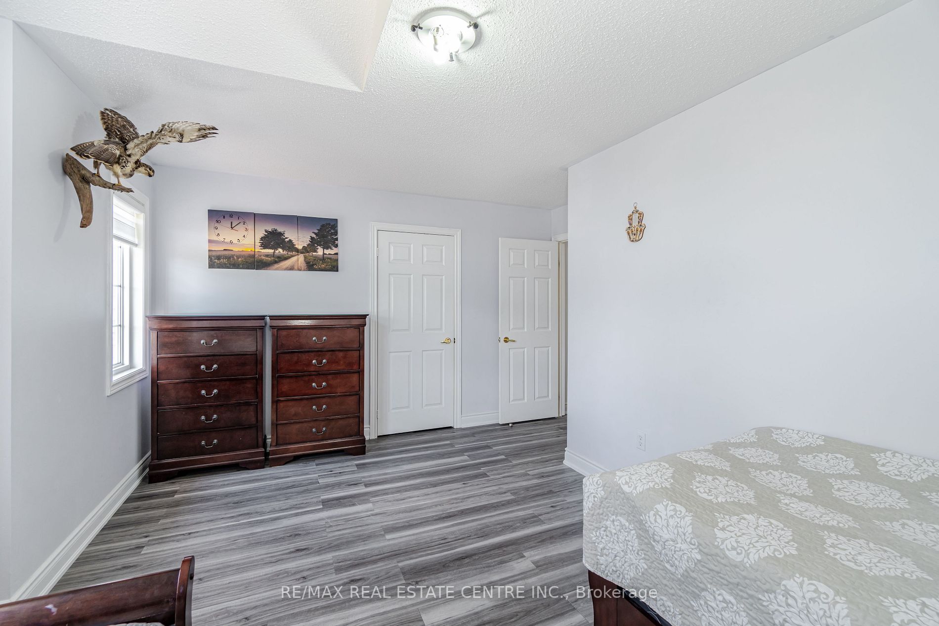 7 Dovehaven Cres